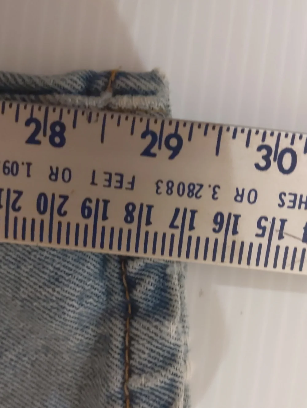 Levis 505 Mens Jeans Fits 35x29 (36x30 Tag) Regular Fit Distressed